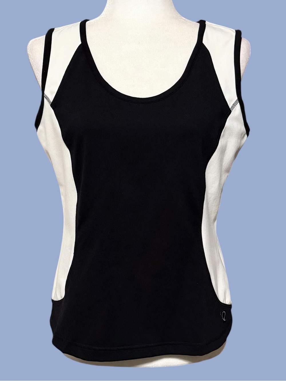 Zentoa Black & White Colorblock Scoop Neck Athletic Sleeveless Stretch Top M